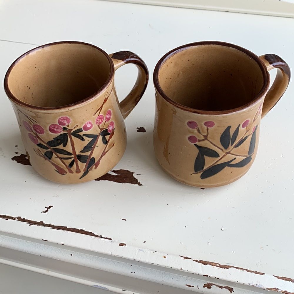 Set of‎ 2 vintage handmade ceramic glazed floral brown stoneware coffee mug